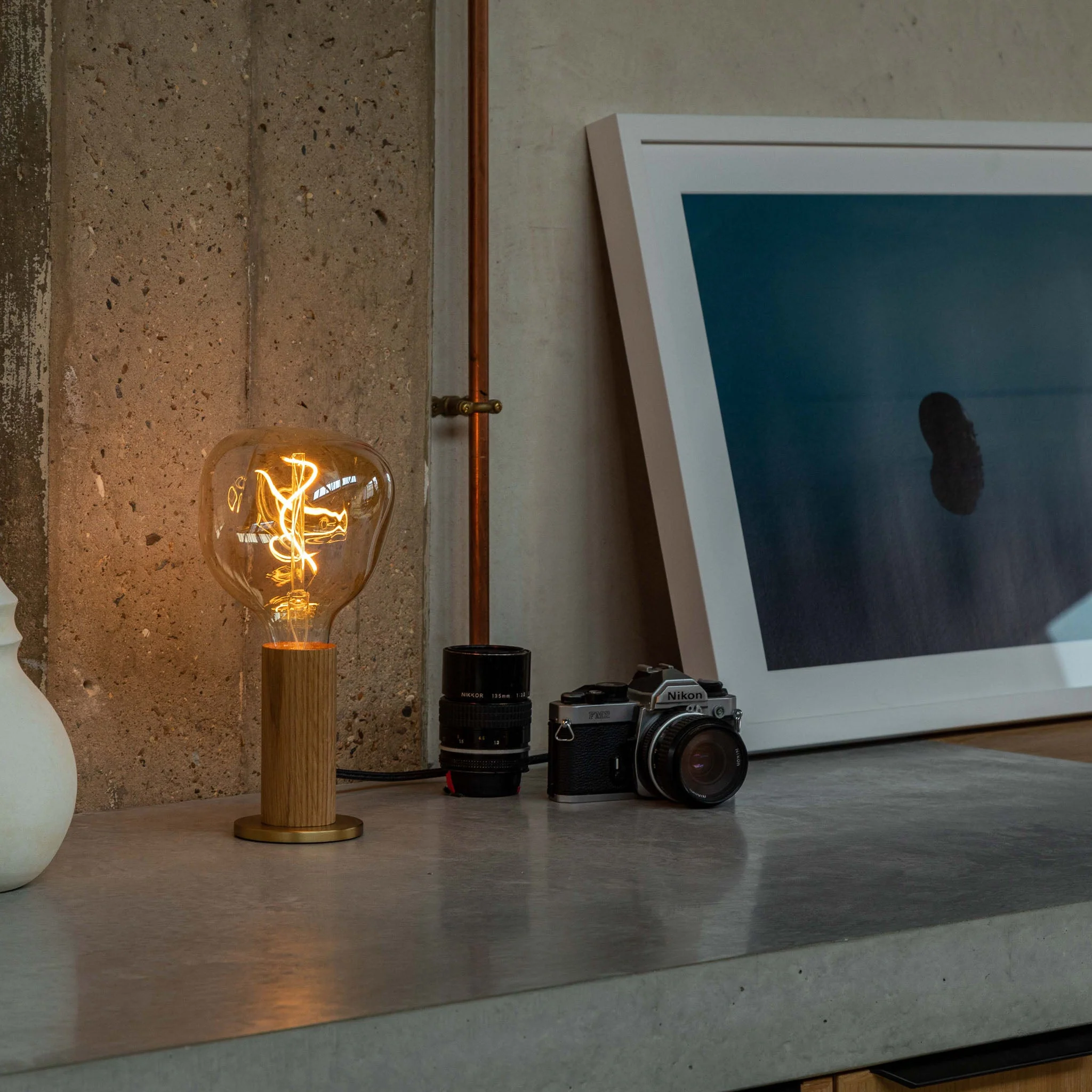 Knuckle Table Lamp in Oak + Voronoi I Set of 2 - Image 4