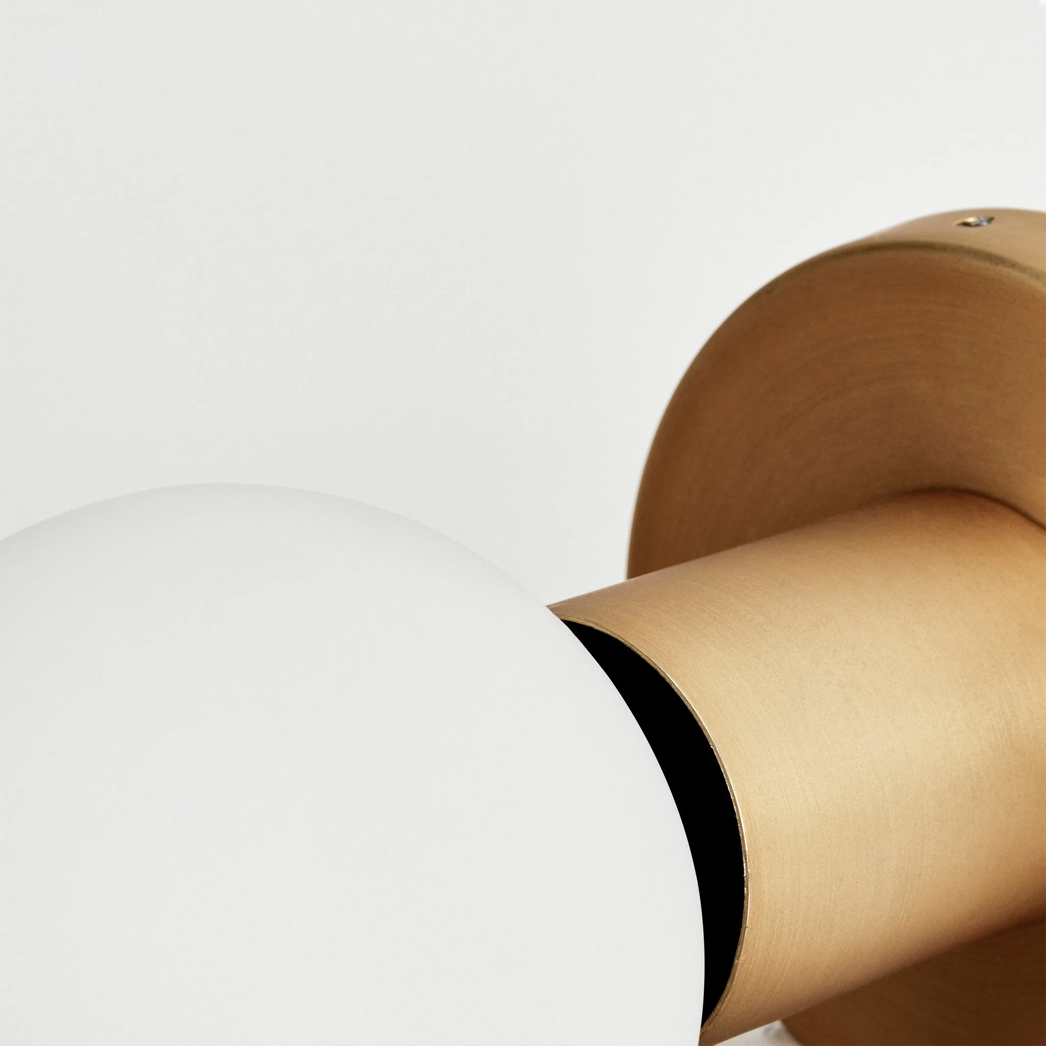 Lochan Wall Light in Brass - Image 6